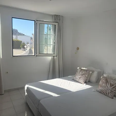 Paradisos Archangelos Αρχάγγελος