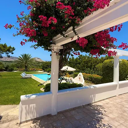 Paradisos Archangelos Αρχάγγελος